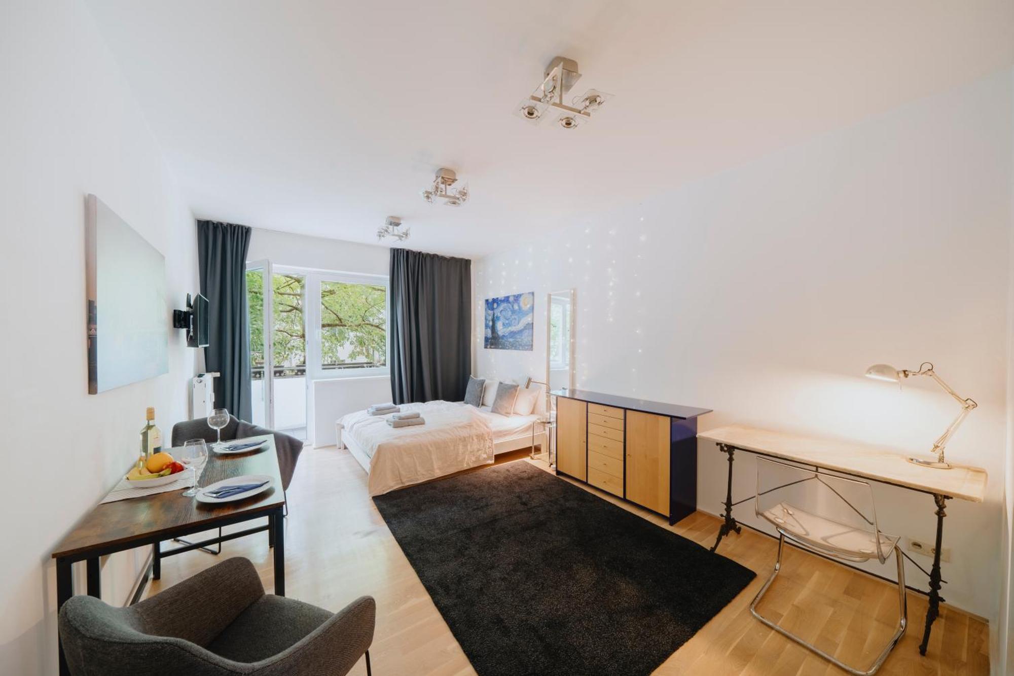 Appartement Lovely With Balcony - Cozy , Near Kadewe & Kurfuerstendamm *